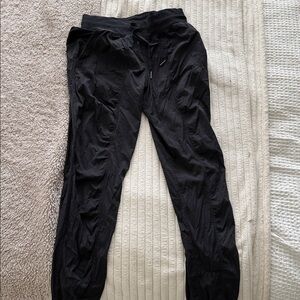 Lululemon Dance Studio: Mid-Rise Jogger